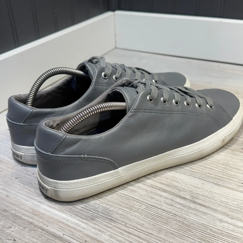 Sperry good used
